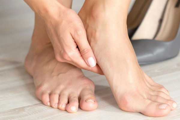 Heel Pain (Plantar Fasciitis) Treatment in West Delhi